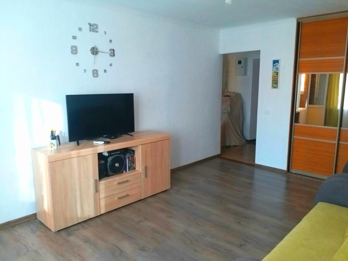 Kozzy Apartment In Kiev City Center Lu7 Kyiv Exterior photo