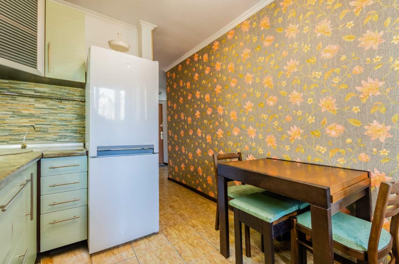 Kozzy Apartment In Kiev City Center Lu7 Kyiv Exterior photo